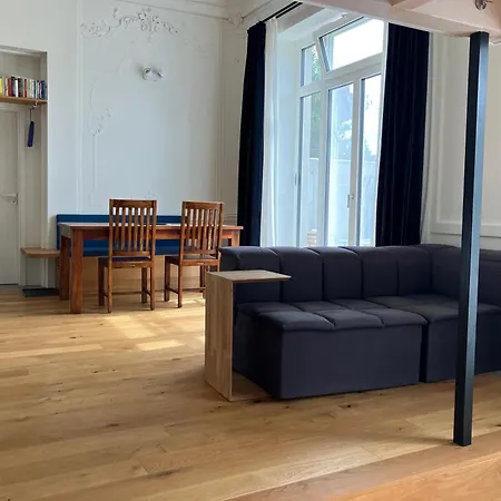 Gemuetliches Loft In Einer Alten Barons Appartement *