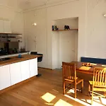 Aussergewoehnliche Loft-wohnung In Einer Alten Barons Mit Suedterrasse Und Privatem Garten Daire *